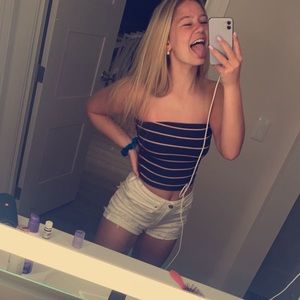 Meet your Posher, Smiley